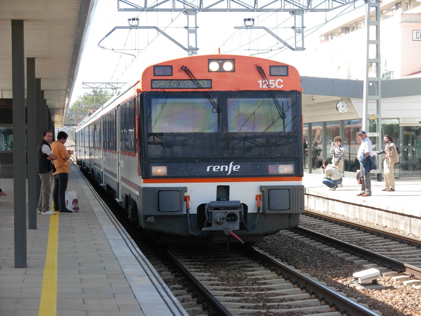 Mañana se oficializará la supresión masiva de trenes de media distancia
