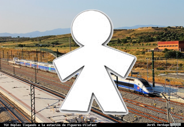 TGV Duplex en la estación de Adif en Figueras Vilafant. Foto: Jordi Verdugo TGV Duplex en la estación de Adif en Figueras Vilafant. Foto: Jordi Verdugo