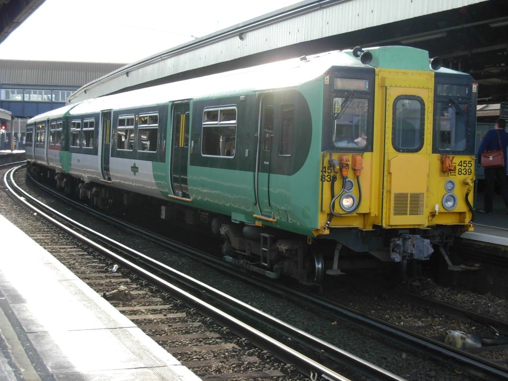 455 839 de Southern en Clapham Junction, Londres. Foto: Miguel Bustos. 455 839 de Southern en Clapham Junction, Londres; estación propiedad de Network Rail. Foto: Miguel Bustos.