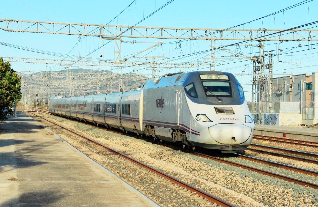Renfe y ALSA se alían para llegar a Denia y Jávea
