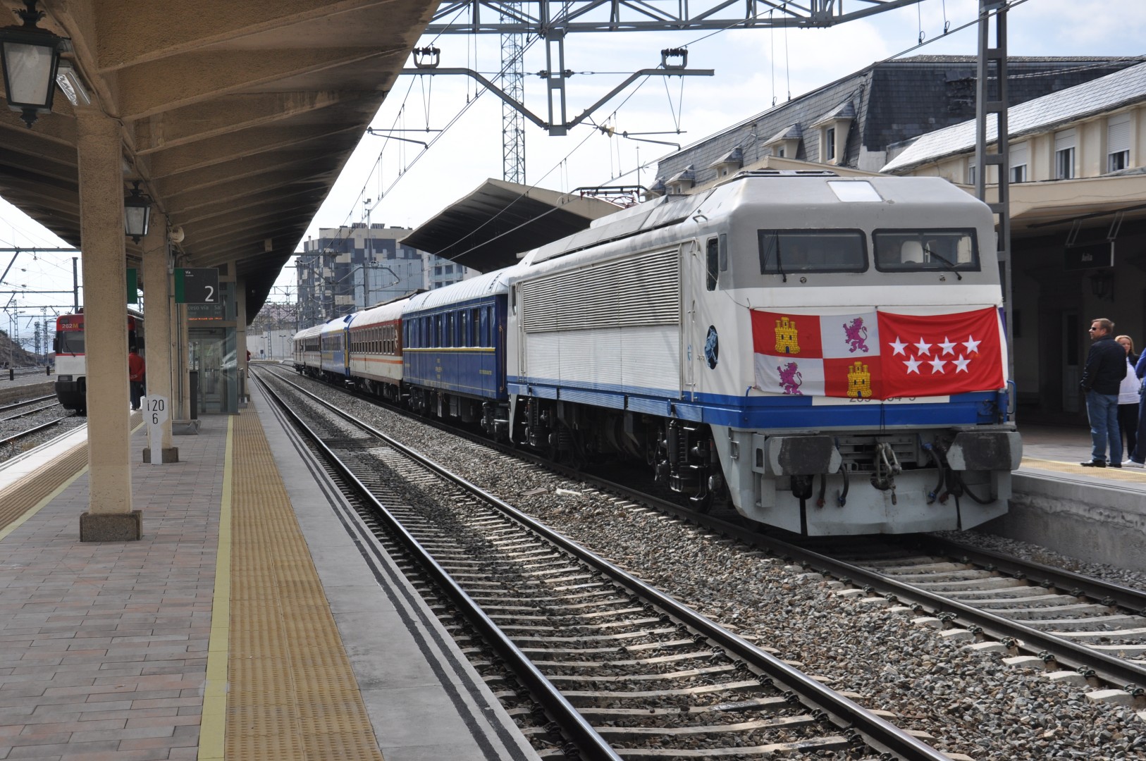 El Tren de los ochenta hace un exitoso viaje a Ávila