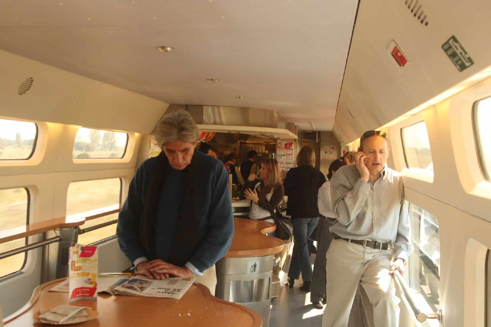 Ferrovial arrebata a Cremonini la atención en el AVE