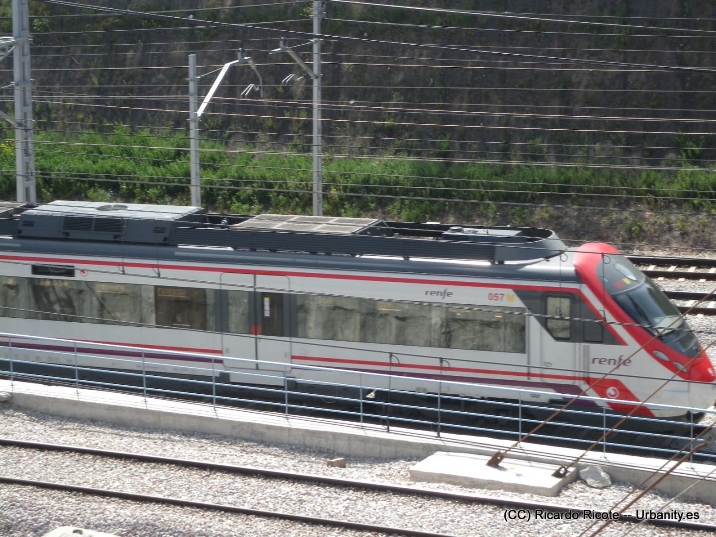 Preacuerdo entre Fomento y sindicatos sobre la reestructuración de Renfe