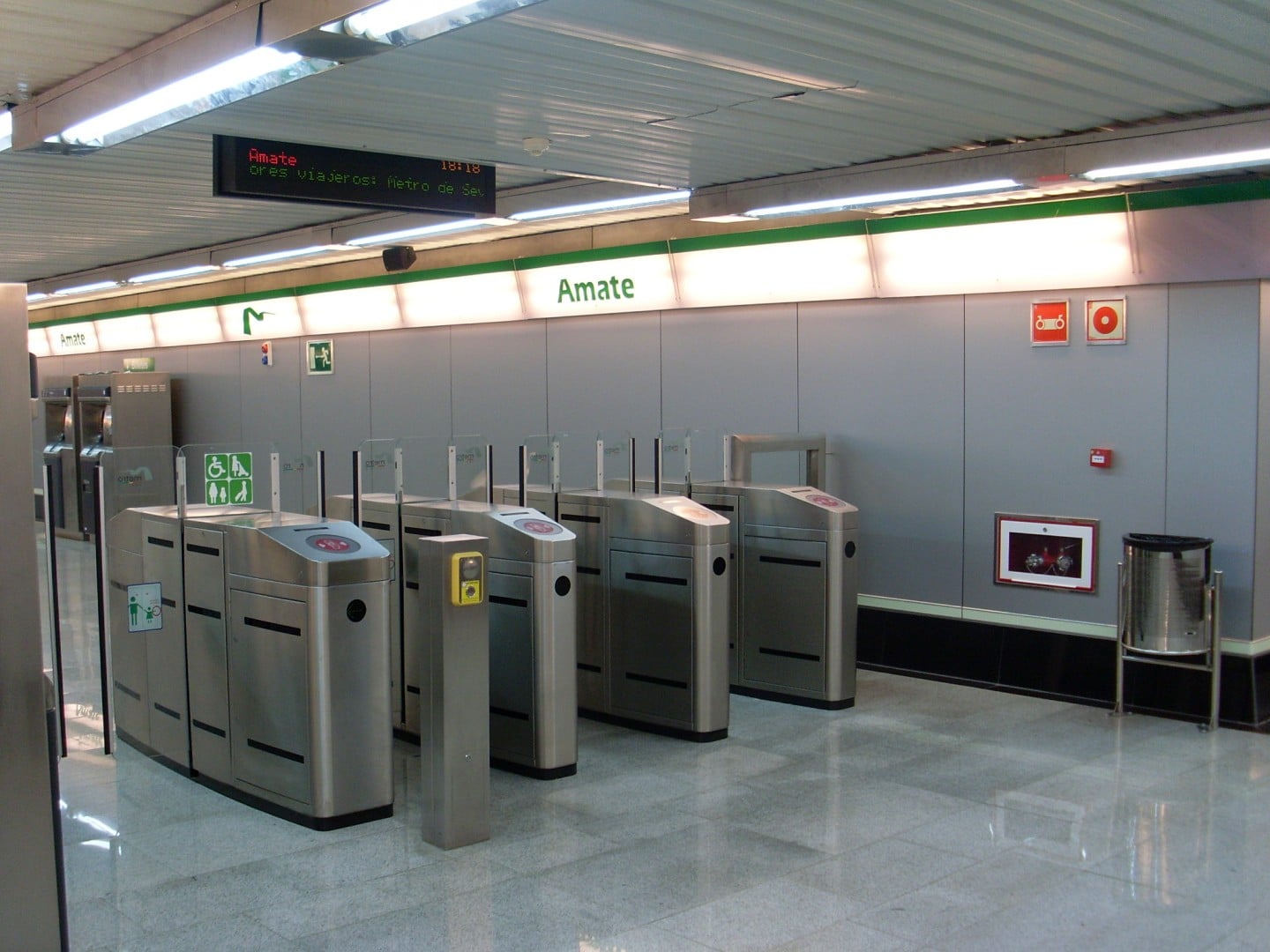 Metro de Sevilla mantiene sus tarifas en 2014