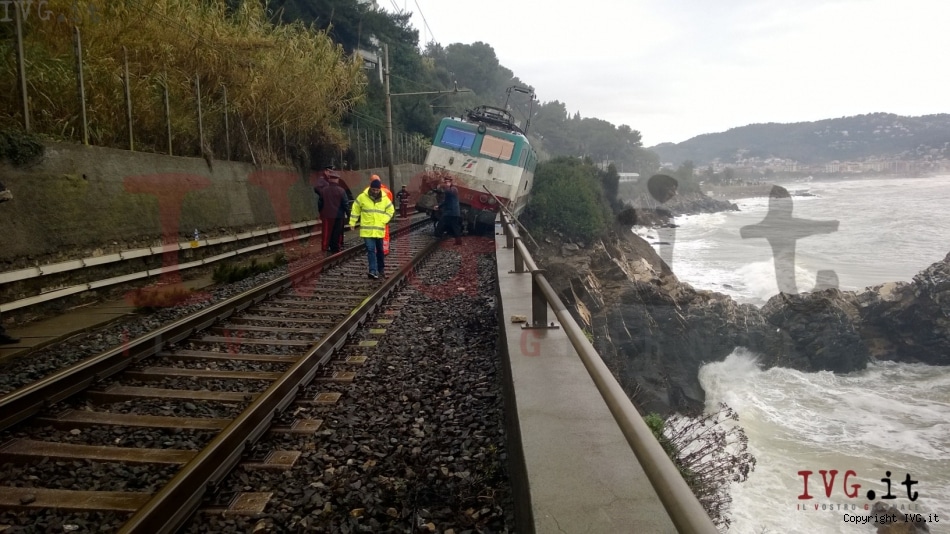 Tren descarrilado en Italia a causa del mal tiempo