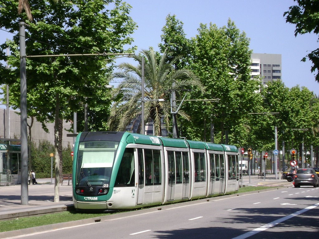 Sin tranvía en la Diagonal de Barcelona