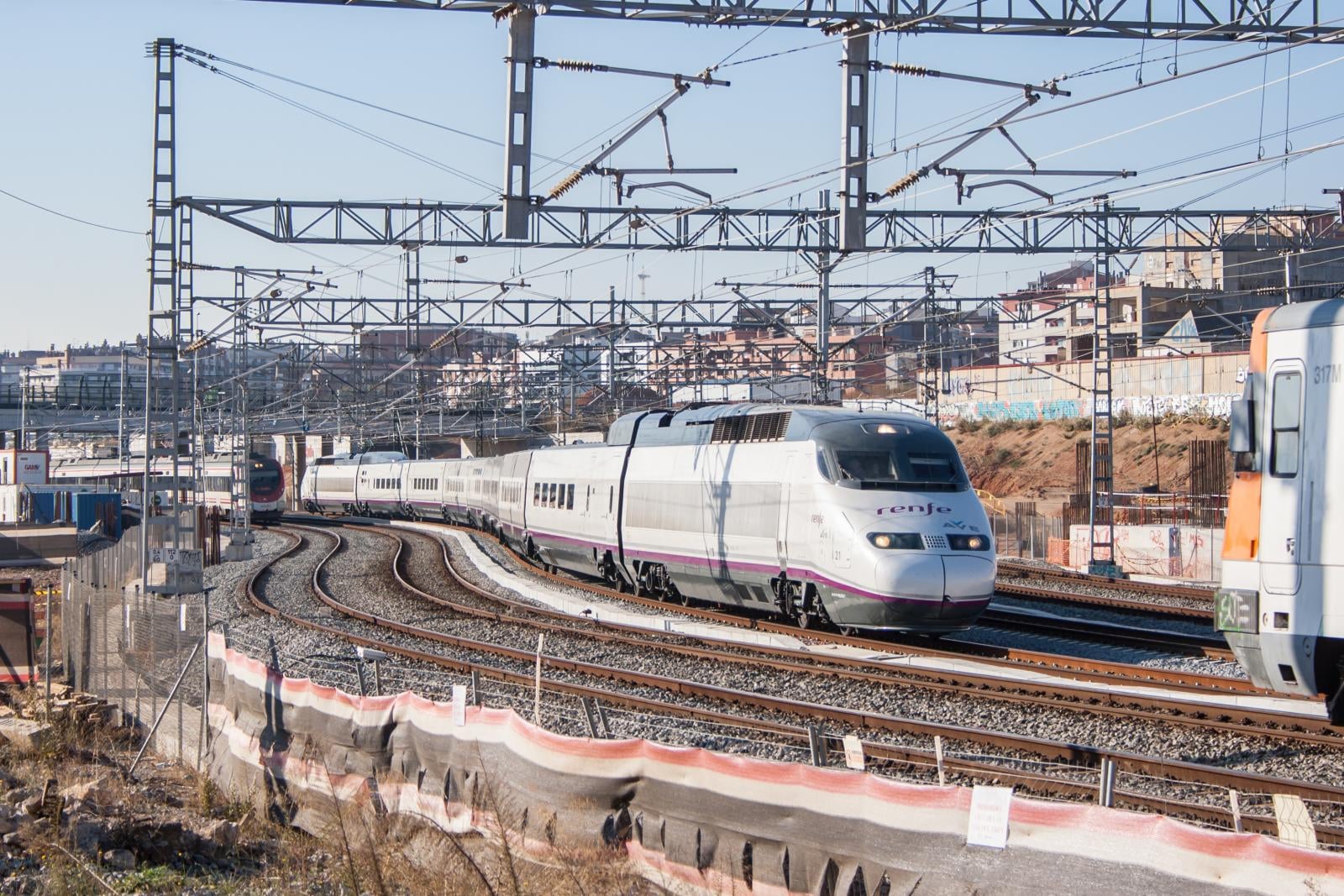 Renfe gasta casi 4 millones de euros para grabar las cabinas