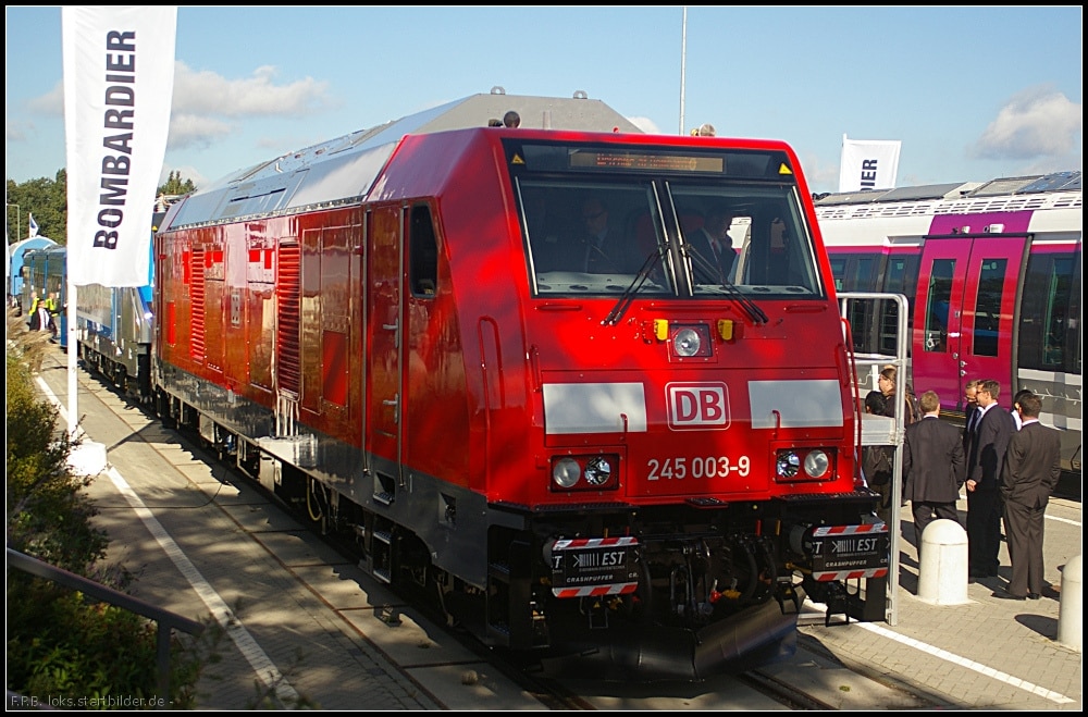 Bombardier presenta su primera locomotora diésel multimotor