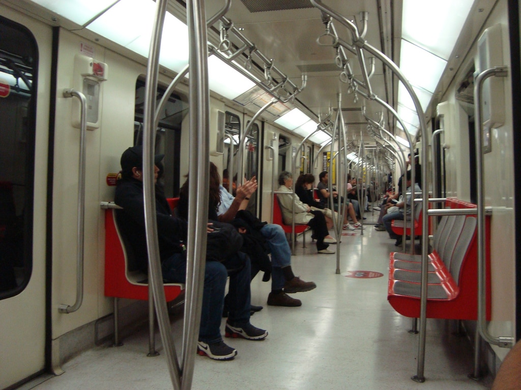 Santiago de Chile se lleva casi toda la inversión del Plan de Transporte Urbano del país. Foto: Karin Lizana.