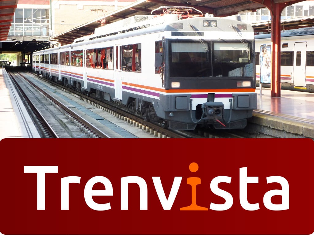Unidad de Tren 470 en la estación de Chamartín