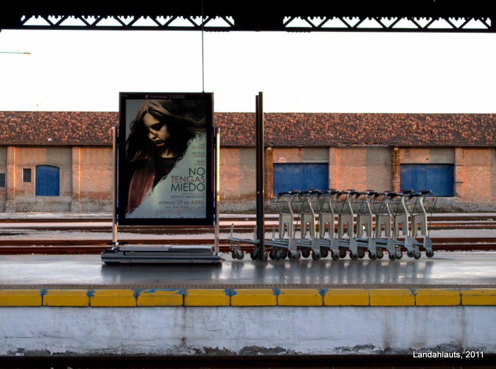 Nueva gestión de los soportes publicitarios de Adif y Renfe