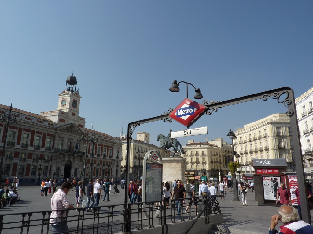 Empleado de Metro de Madrid suspendido por nota homófoba