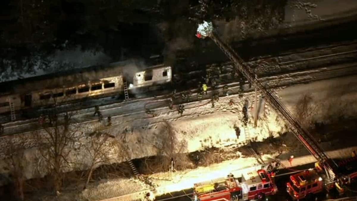 Grave colisión entre un tren y un coche en Nueva York