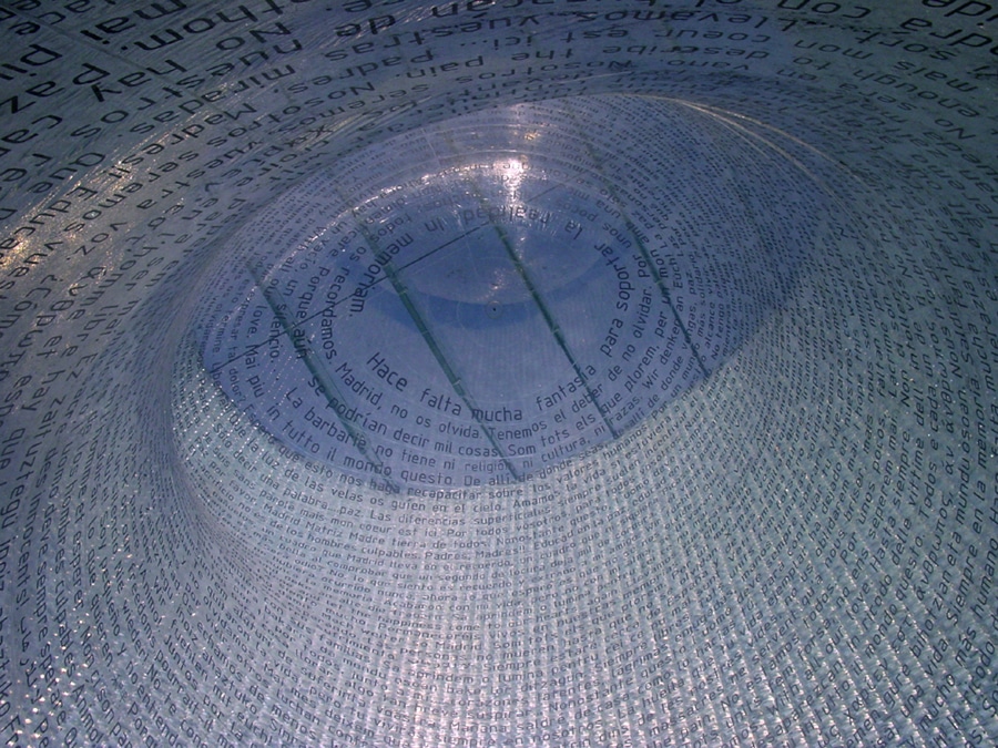 Interior del Monumento a las víctimas del 11-M de Atocha. Foto: Nides Vidal Perez.