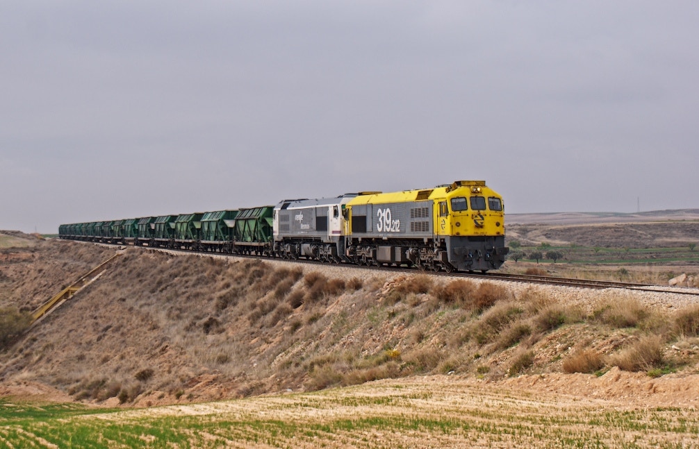 Primer contrato de Renfe Alquiler de Material Ferroviario