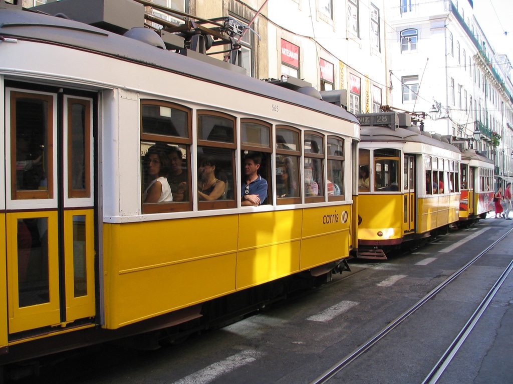 Futuro incierto para los tranvías de Lisboa y Oporto