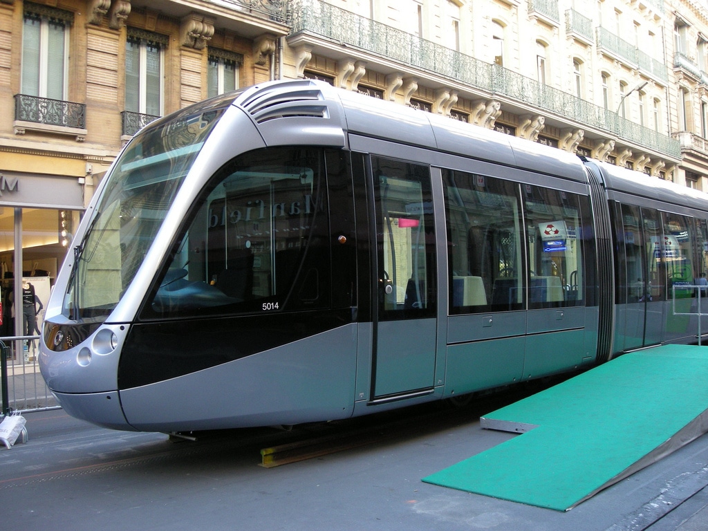 Se estrena el tranvía al aeropuerto de Toulouse