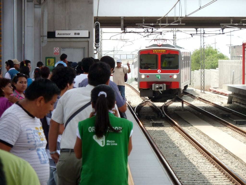 Bonos para financiar la línea 2 del metro de Lima