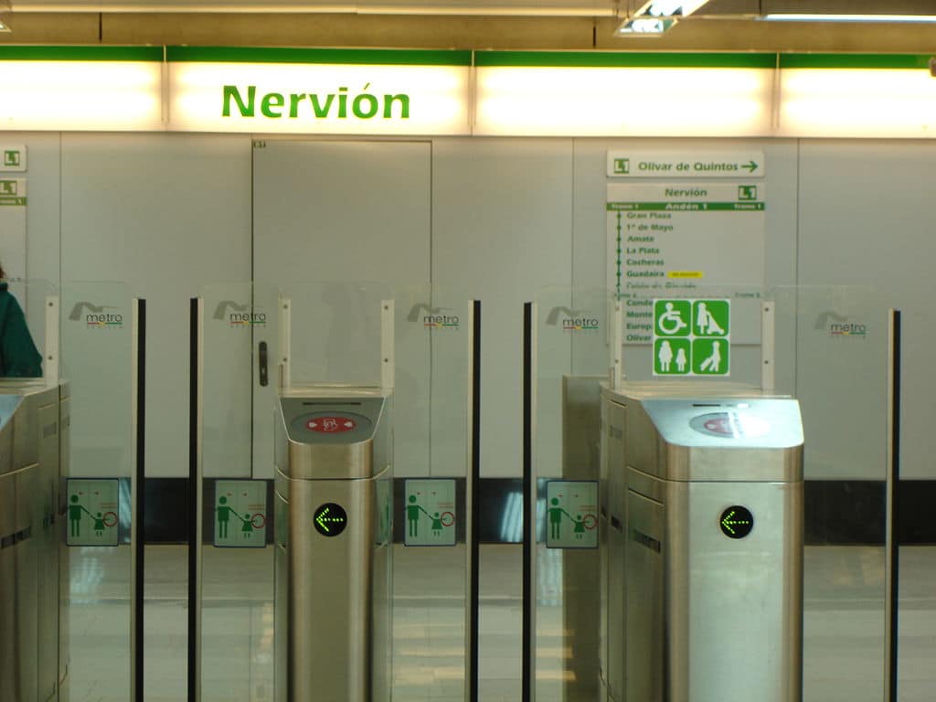 Metro de Sevilla pasa a manos de un fondo de inversión malayo
