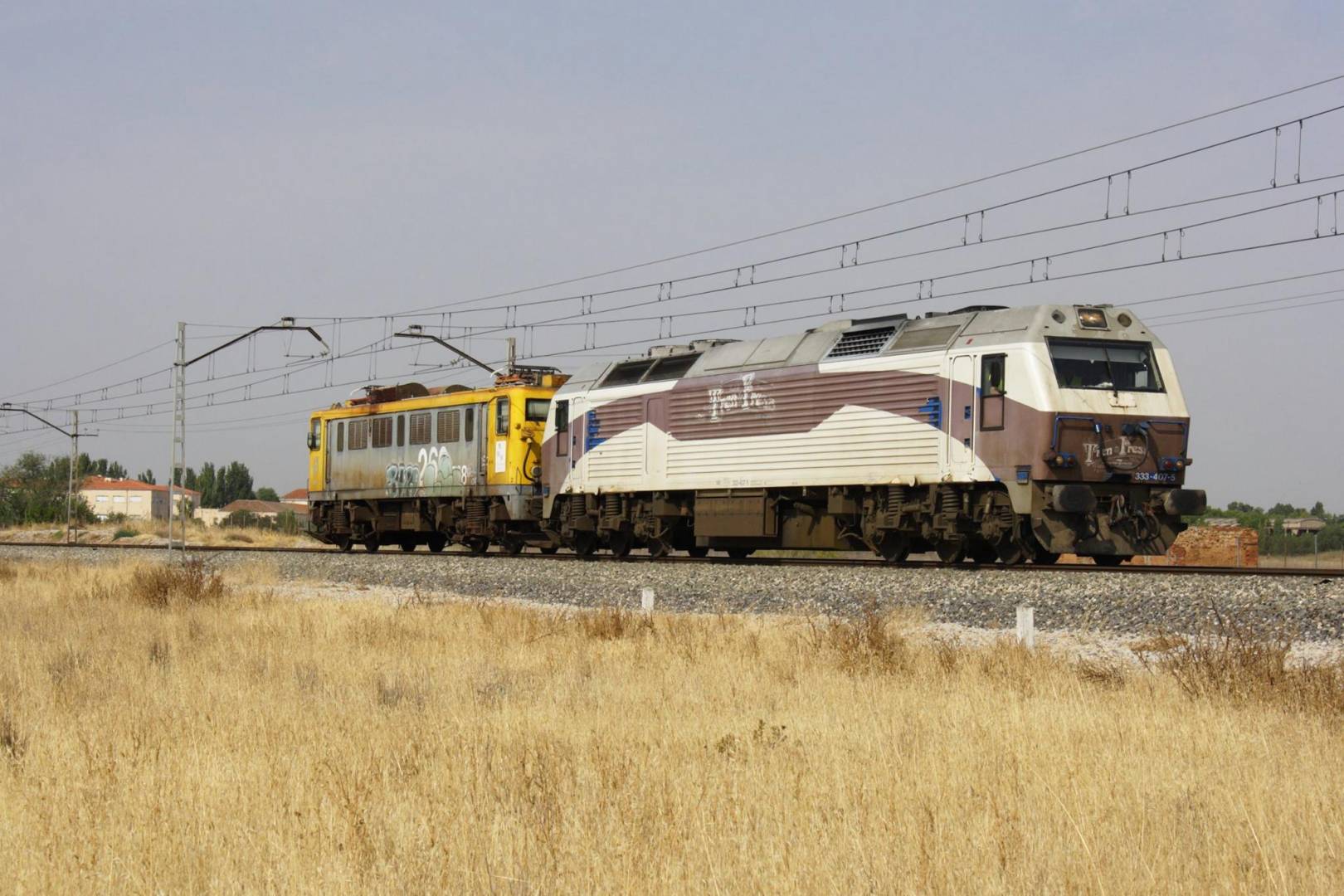 Preservan la locomotora 269-508 y el BBL9651