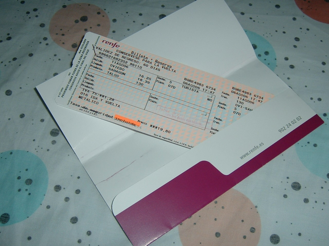 Renfe aumenta los gastos de gestión en sus billetes