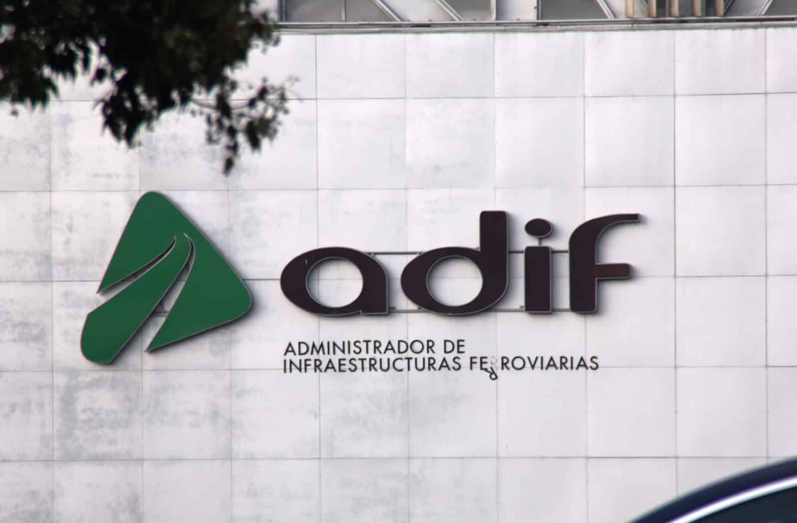 Los paros llegarán también a Adif