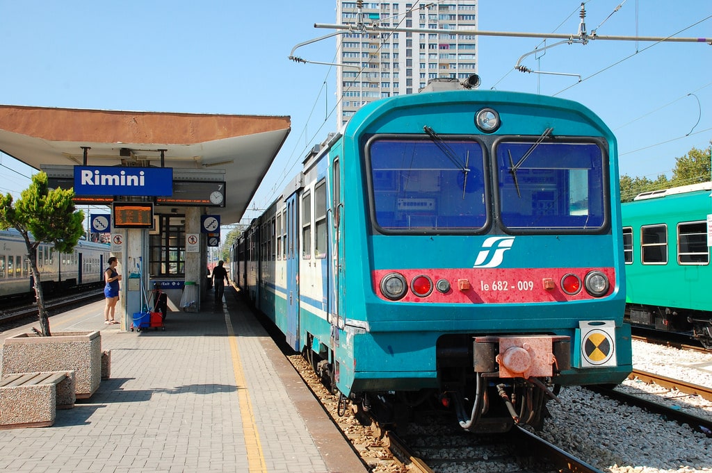 Italia venderá el 40% de Ferrovie dello Stato (FS)