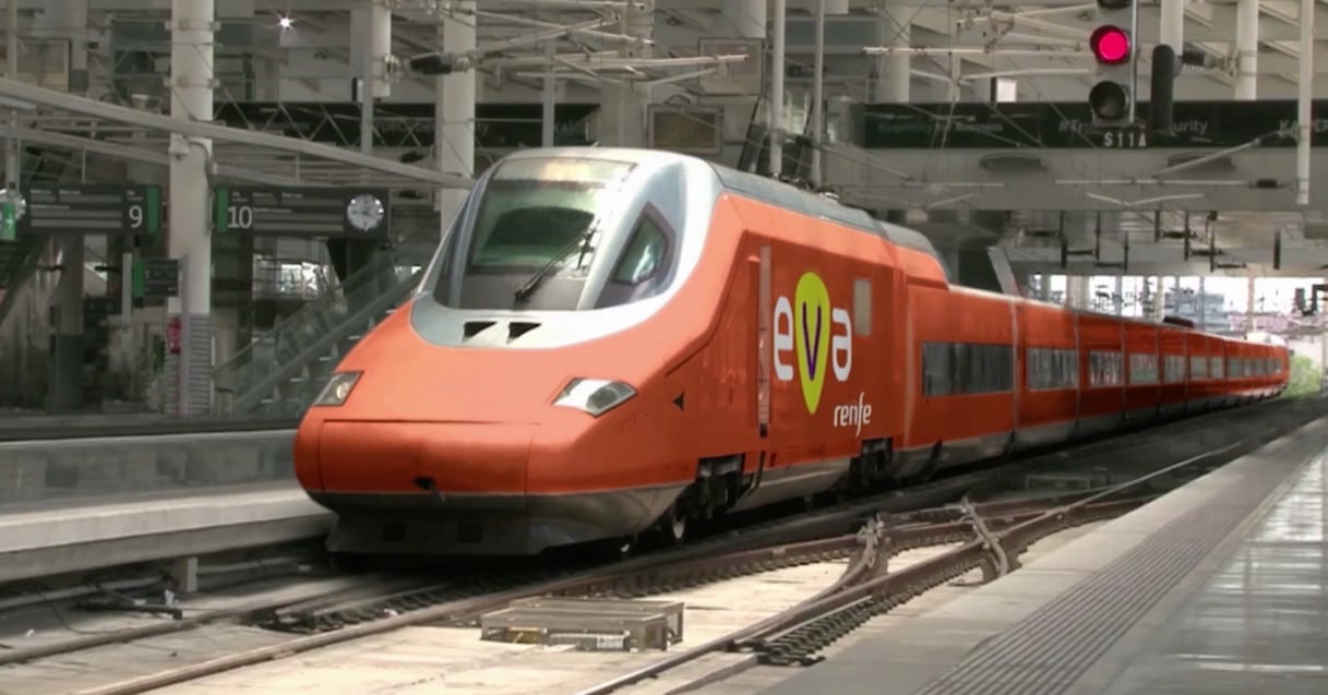Renfe presenta el Eva, un AVE tecnológico y low-cost