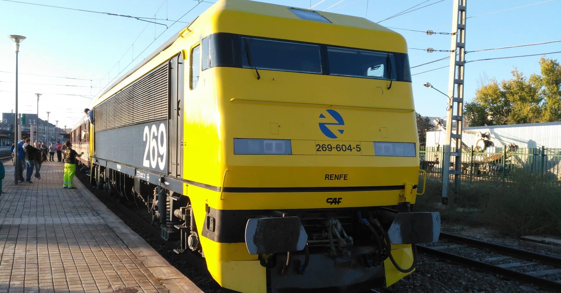 Ayuda a la AAFM a mejorar sus trenes históricos