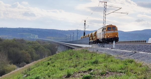 Inician las primeras pruebas de la LAV entre Pedralba y Orense