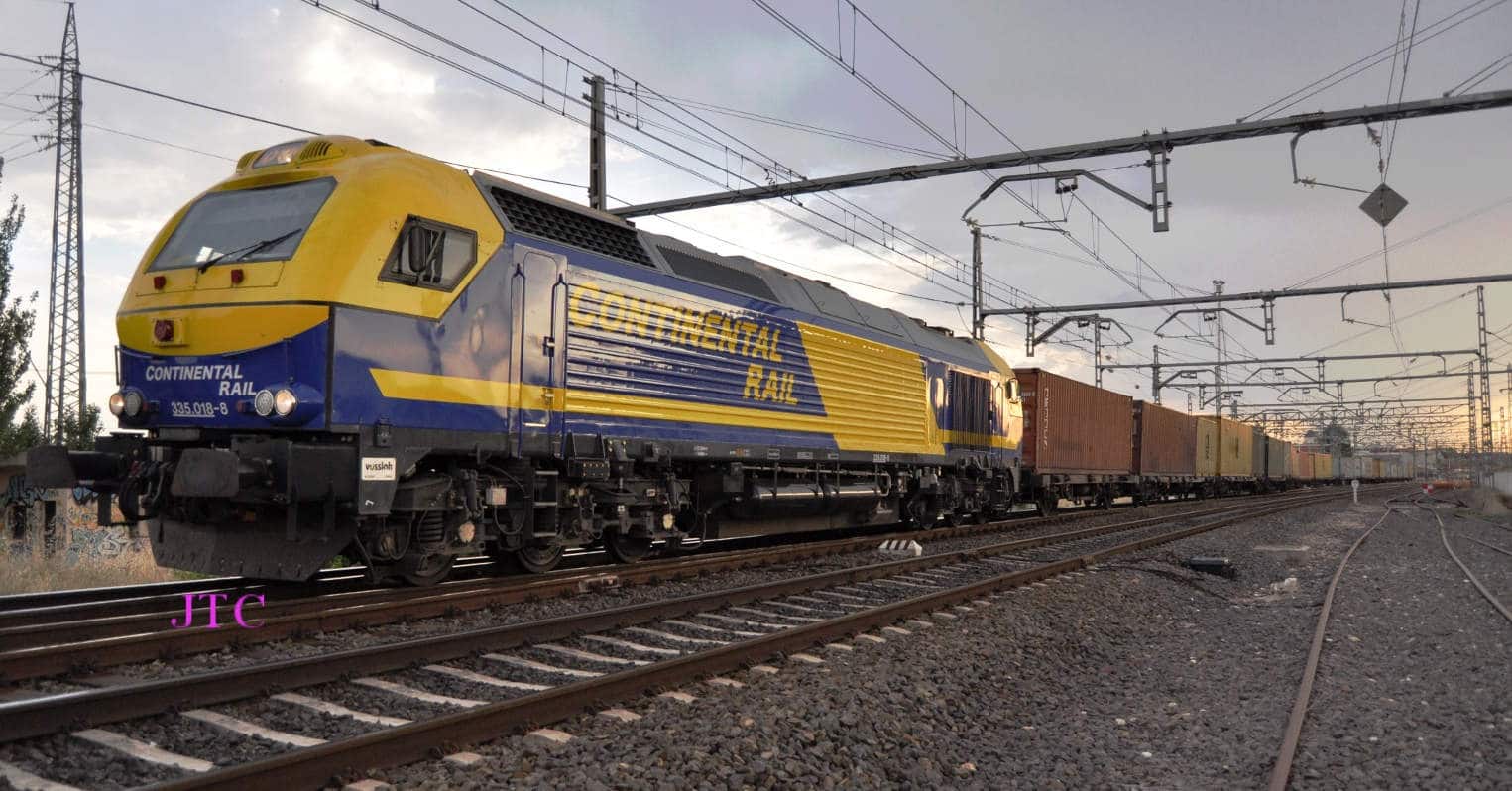 La CNMC propone un período transitorio hacia el nuevo sistema de cánones de Adif