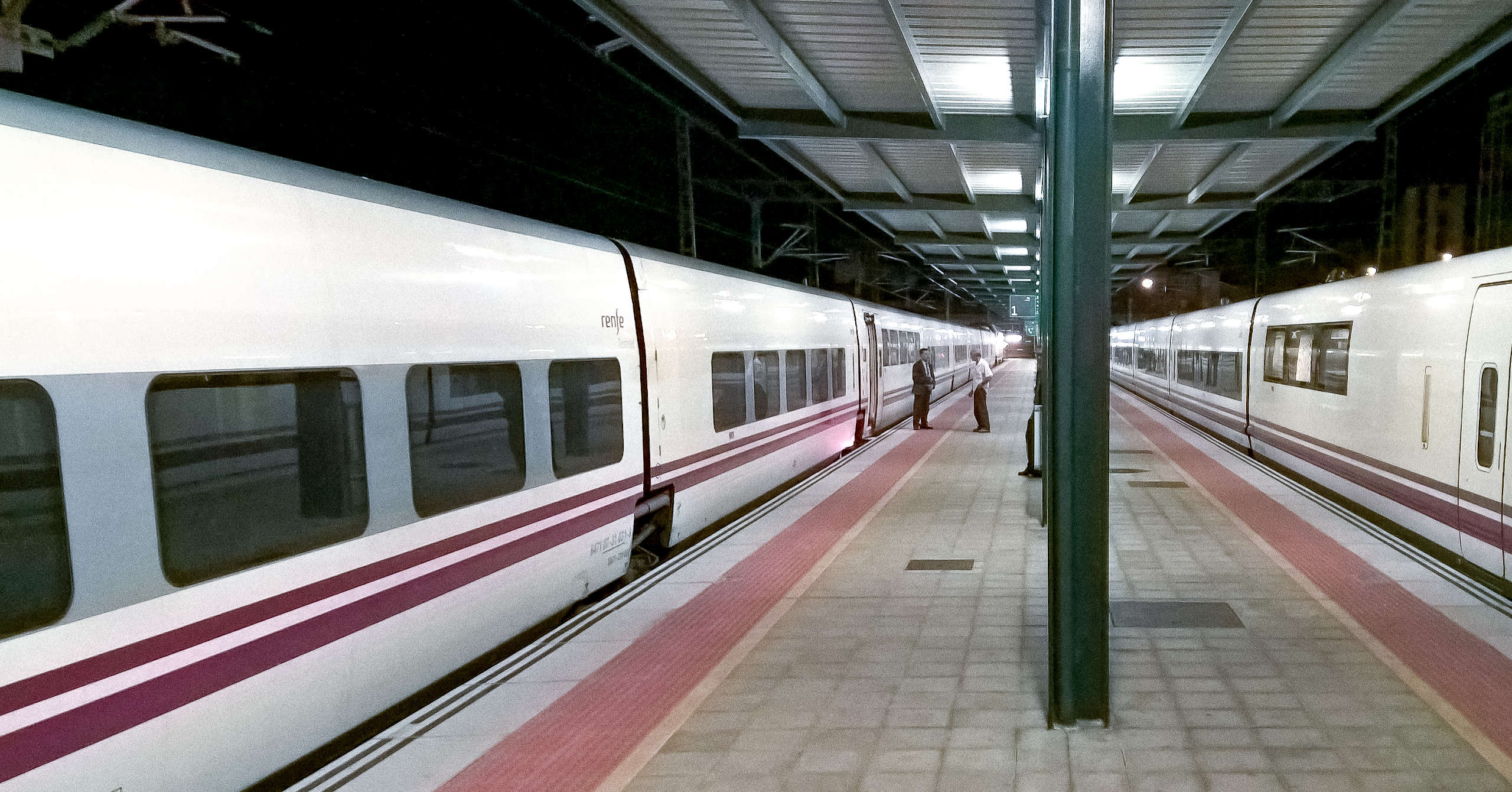 Renfe elimina los servicios nocturnos, ¿provisionalmente?