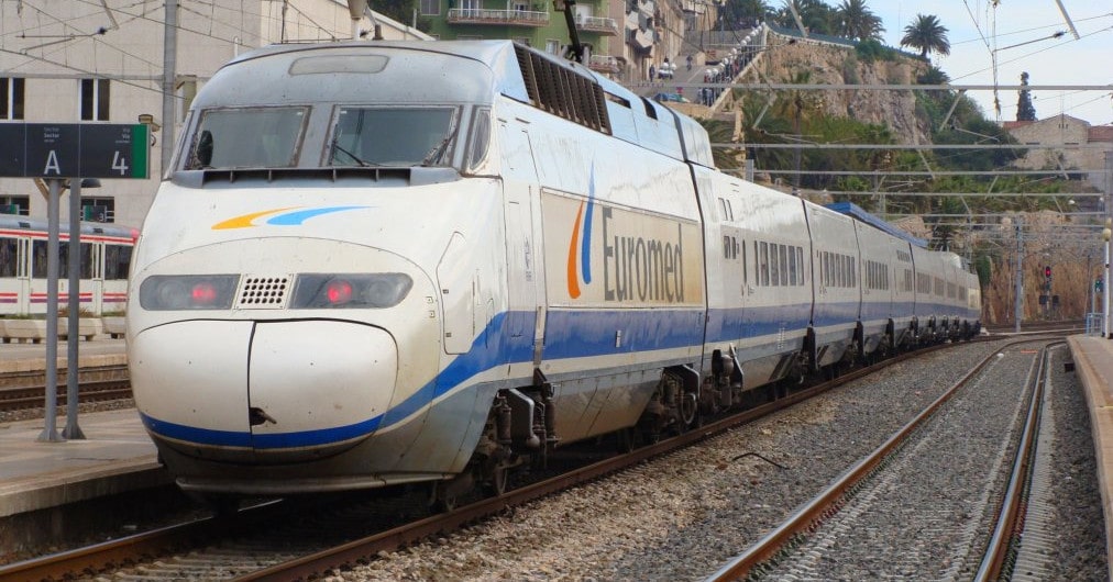 Descuentos de hasta el 50% para viajar en verano con Renfe