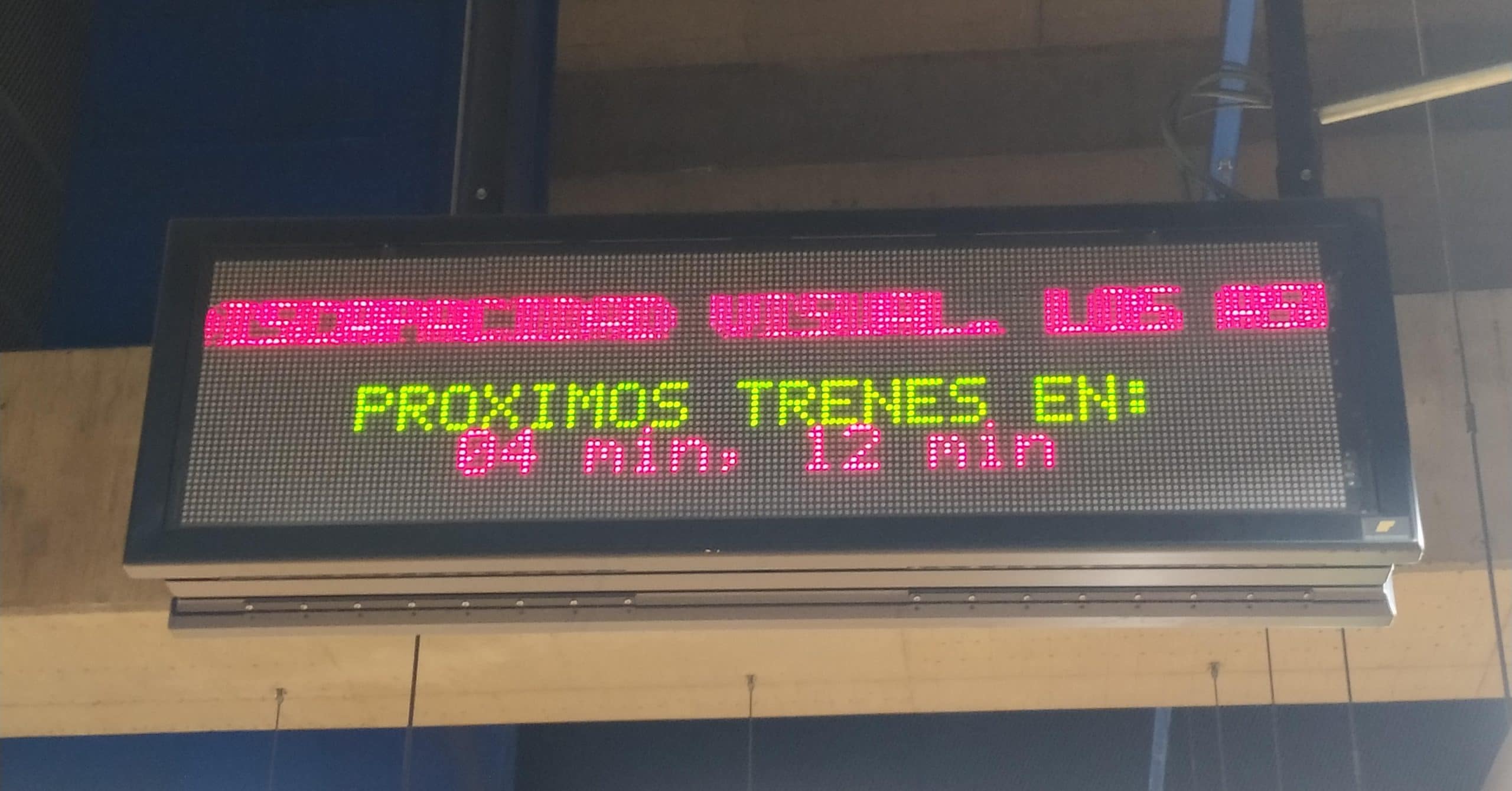 Adrián Fernández: «Las aglomeraciones en el metro son un problema que viene desde hace tiempo»
