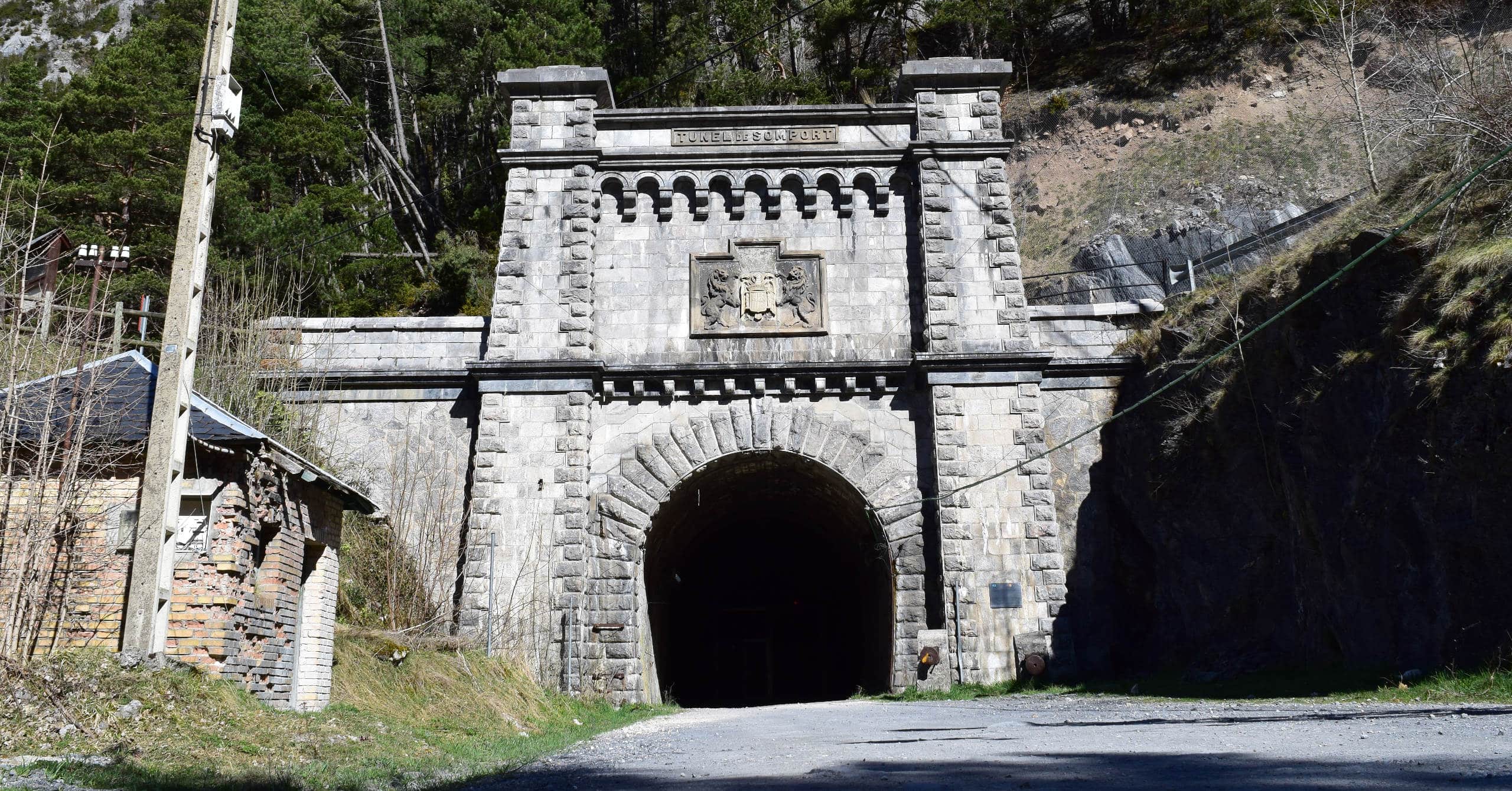 Licitado el estudio de reapertura del túnel de Somport