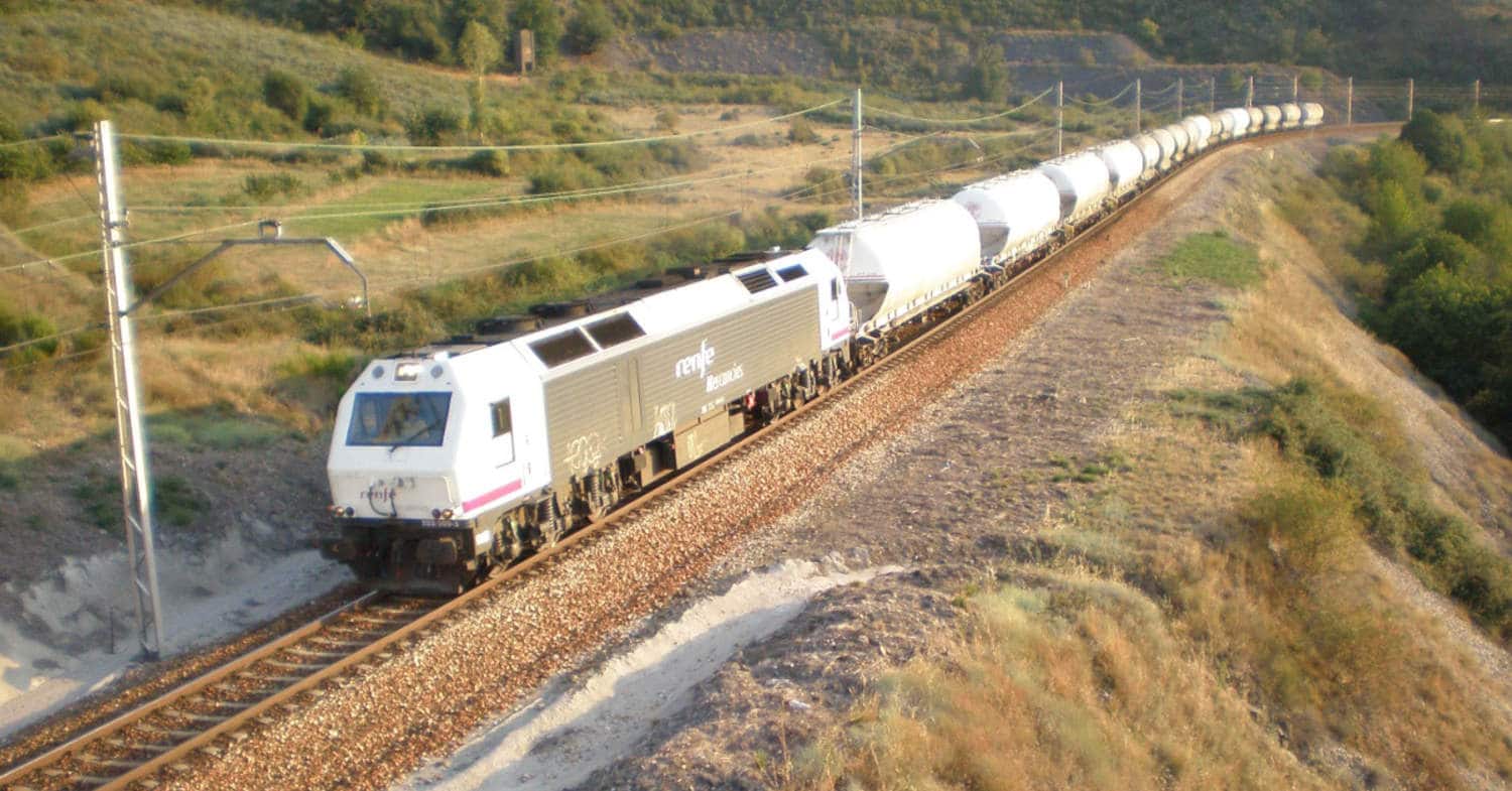 Adif avanza en la ampliación de apartaderos a 750 metros entre León y Monforte