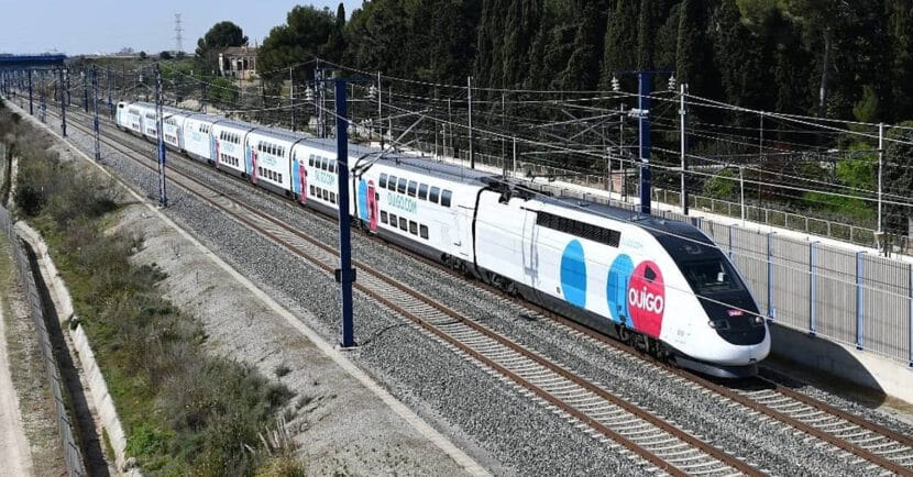 El 108-009 de Ouigo llegando a Barcelona durante su primer viaje diurno. © JORDISANTI.