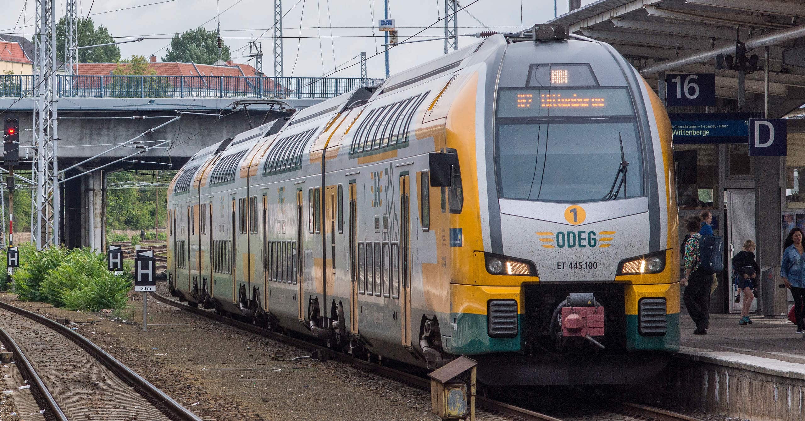 Renfe adjudicará a Alstom y Stadler los 211 trenes de Cercanías