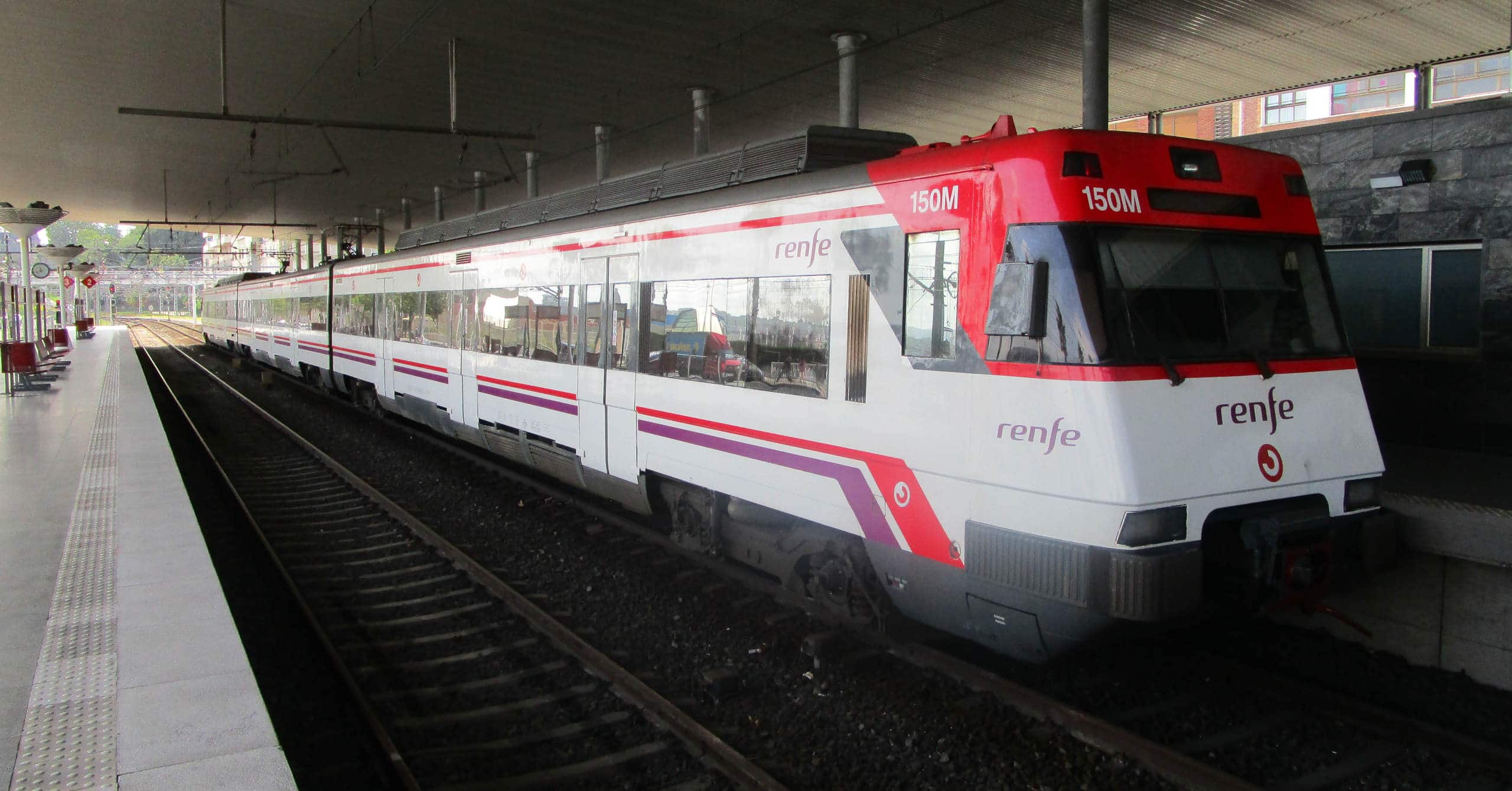 Renfe prepara el traspaso de Cercanías al País Vasco