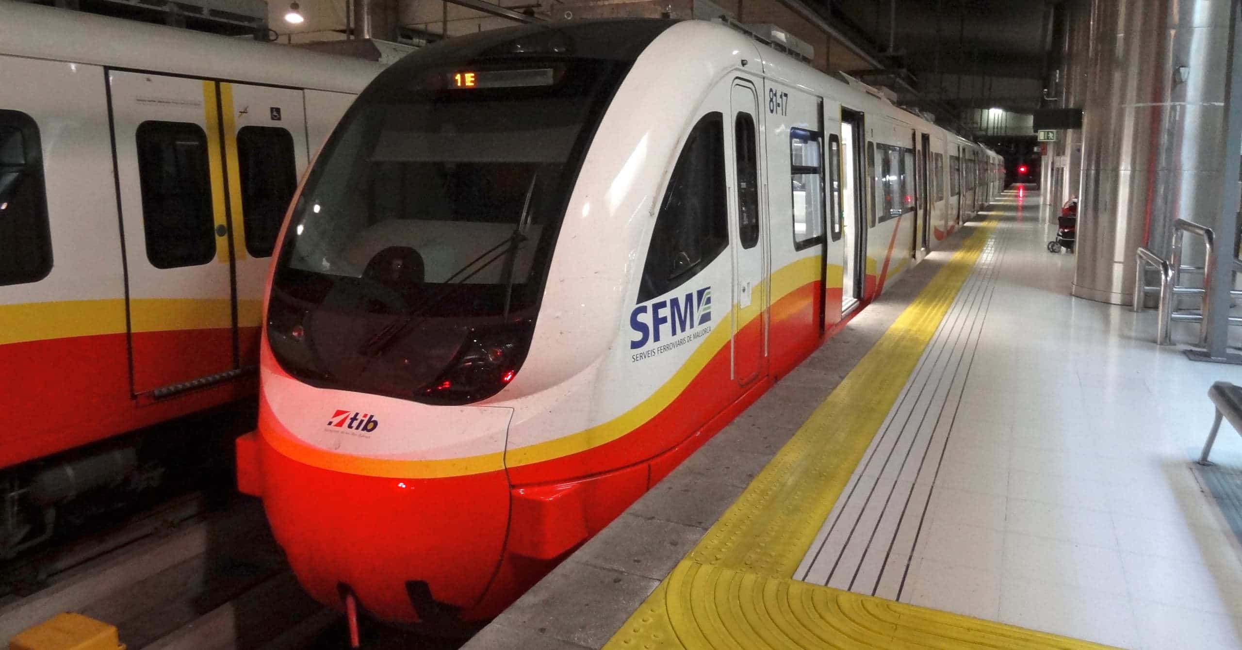 Stadler Rail Valencia seguirá manteniendo el parque móvil de SFM