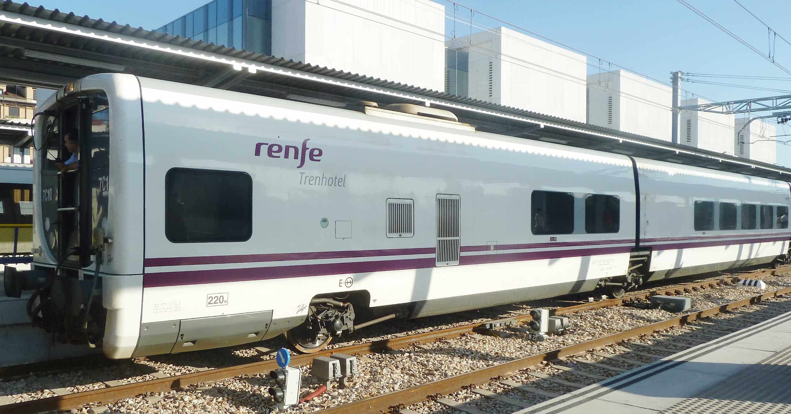 Renfe adjudica a Talgo la fabricación de hasta 40 cabezas para la serie 107