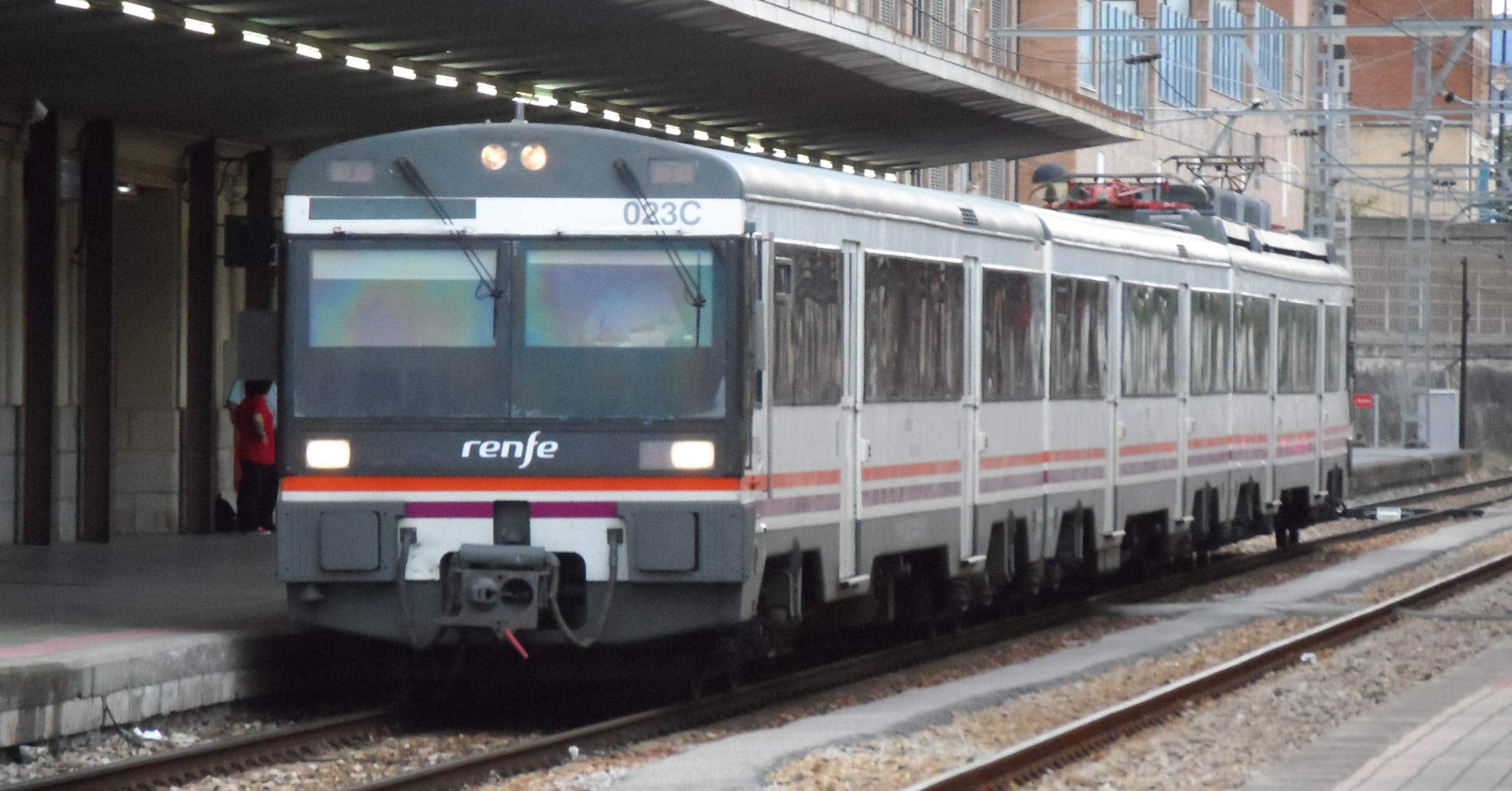 Renfe aprueba comprar 57 trenes eléctricos de Cercanías y Media Distancia