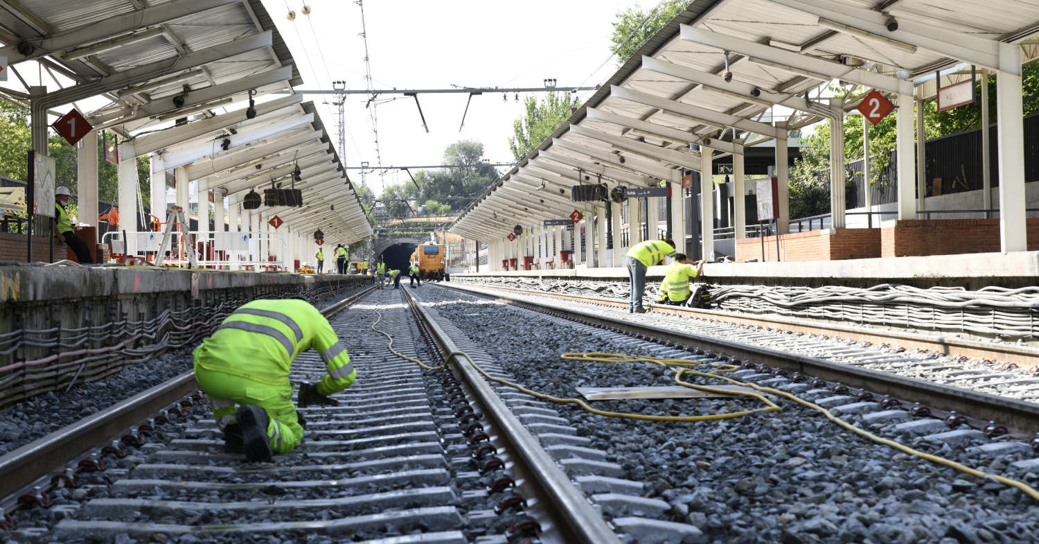 Termina la renovación de vía en la estación de Orcasitas