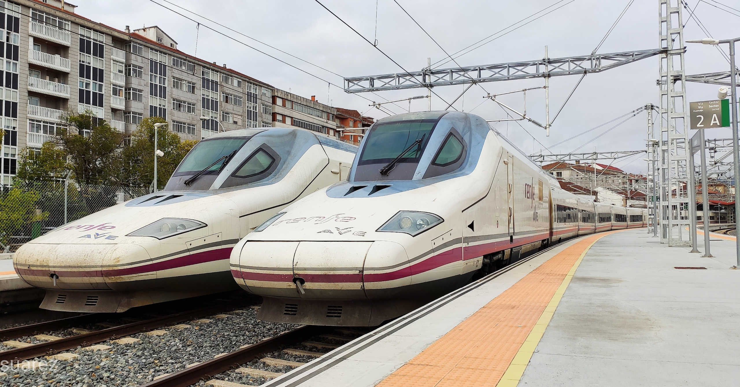 El primer AVE llega a Orense en pruebas