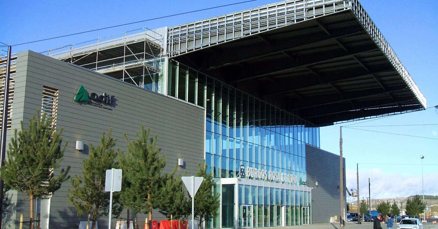 La estación de Burgos pasa a llamarse Burgos-Rosa Manzano
