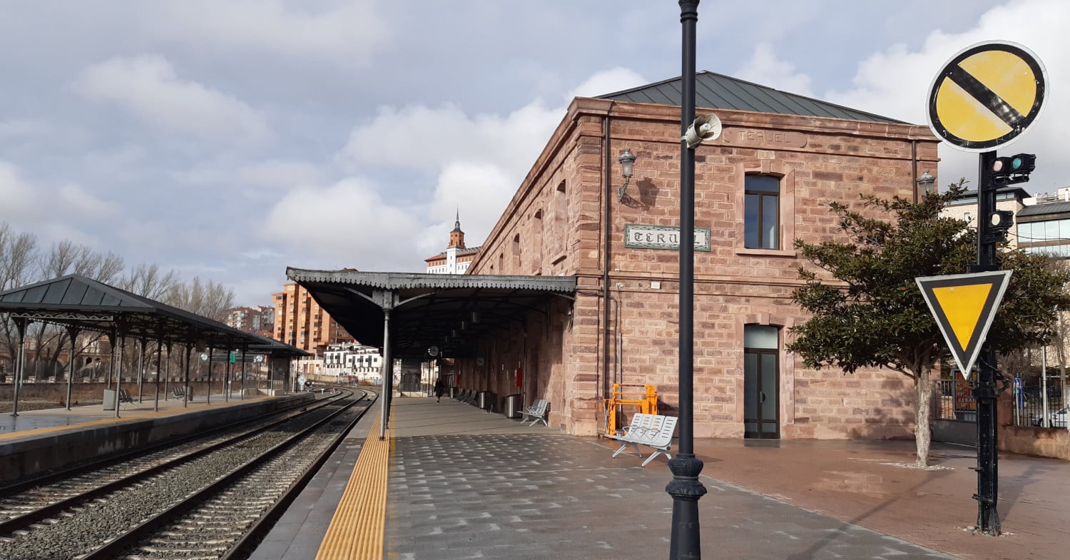 Las obras de electrificación del tramo Zaragoza-Teruel empezarán en 2 meses