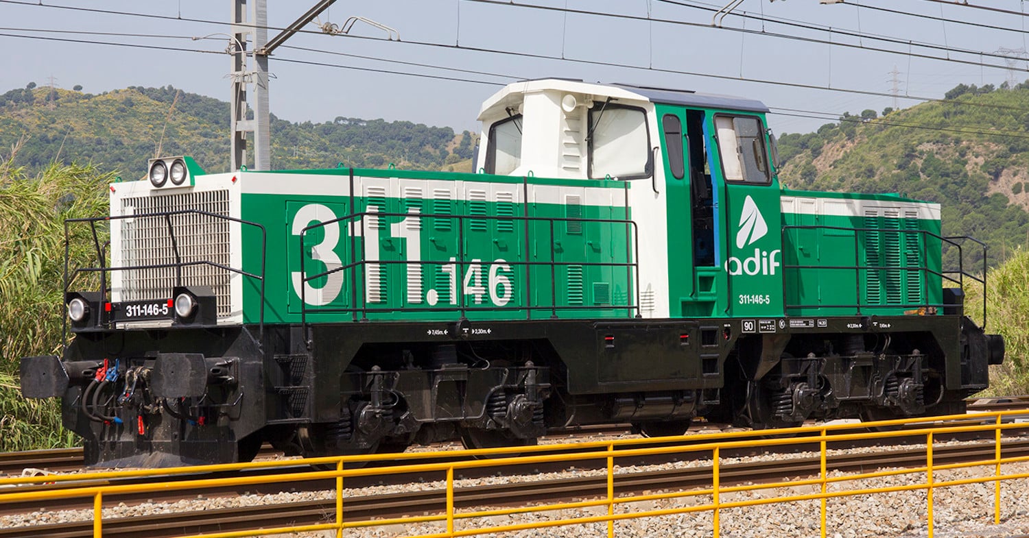 Adif adjudica a Transervi el mantenimiento de 42 locomotoras de la serie 311