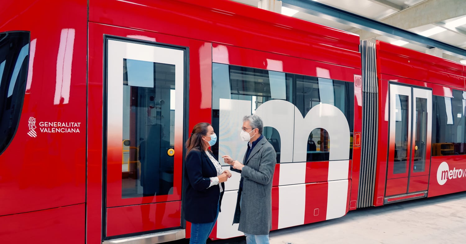 Los tranvías del metro de Valencia estrenarán nueva decoración