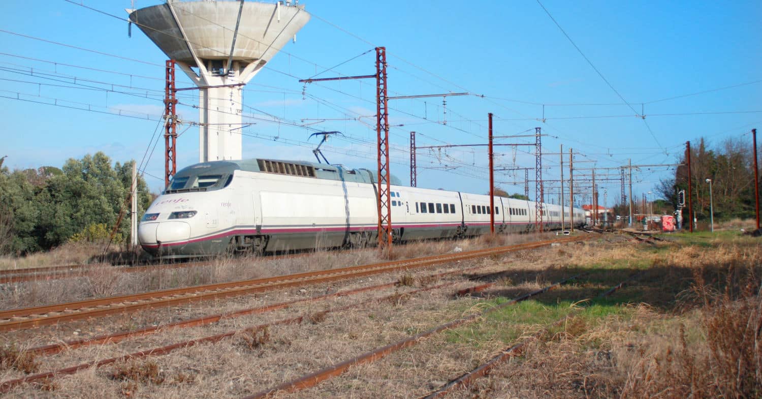 Renfe da los primeros pasos para operar en solitario el AVE a Lyon y Marsella