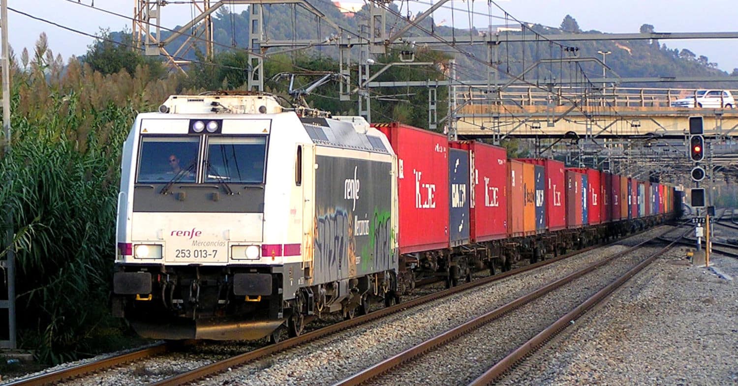Licitada la compra de hasta 18 locomotoras para Renfe Mercancías